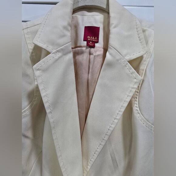 G.I.L.I. Cream Blazer – Size 6 - Picture 4 of 16